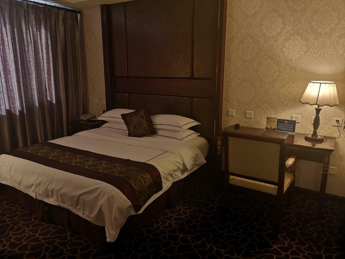 Beijing Commercial Business Hotel Exterior foto